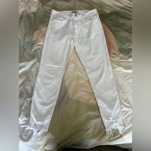 Just Black Women's White Frayed Hem Jeans
